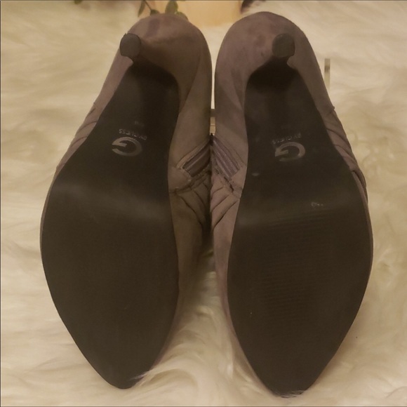 GUESS BOOTIES - Picture 7 of 9